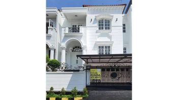 Rumah Mitra Gading Villa, Kelapa Gading Luas 10x18m2