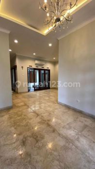 JUAL RUMAH MODERN MINIMALIS SINGGASANA PRADANA BANDUNG