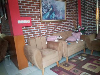 Rumah Antik Konsep Bata Expose