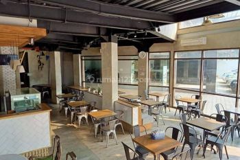DiSewakan Tempat Usaha Untuk Cafe Dekat Jl.Sudirman Jakarta.