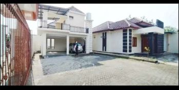 Rumah Besar Bisa Untuk Kantor Dekat Nasmoco Janti Yogyakarta