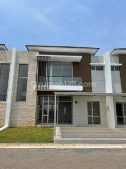 Disewakan Murah Rumah 10x15 Pik 2 Hadap Selatan Cluster Bagus