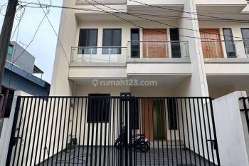 Non.474 Rumah 3lt New Hoki taman Ratu, Jakarta Barat