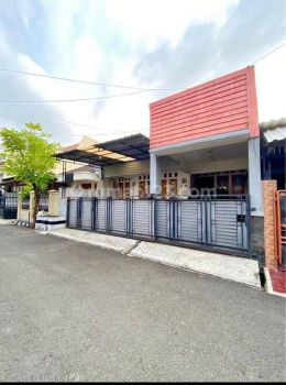 Rumah bagus terawat di komplek elit duren sawit