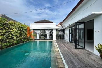 Beautiful Two Bedroom Balinese Villa With Pool In Jimbaran Yrr3266