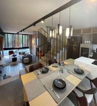 Rumah Dijual Brand New Townhouse Private Pool Lokasi Di Mampang