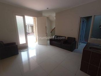 Disewakan Rumah Cluster Samara Gading Serpong