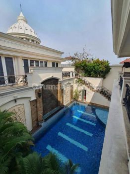 Rumah Mewah Pik 1, 3 Lantai Uk 16x40 Fully Furnished Rapi, Pool