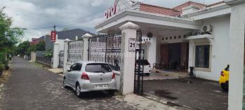 Homestay Furnish 2 Lantai Lokasi Strategis Dekat Stadion Mandala Krida