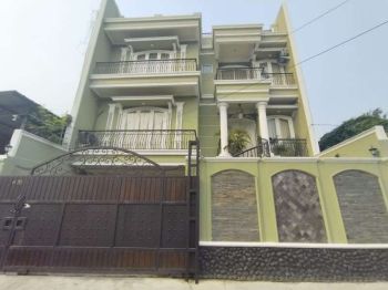 Rumah Cantik Di Jl Buluh Perindu Pondok Bambu Jakarta Timur SHGB