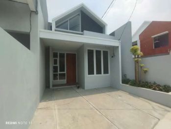 Rumah di jual dalam cluster 1 dan 2 lantai murah di Lenteng agung