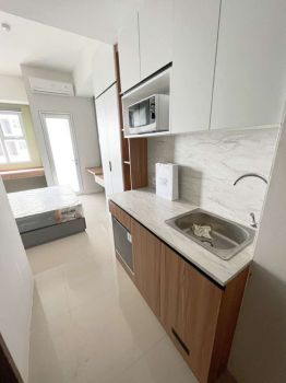 DISEWAKAN - APARTEMEN TRANSPARK JUANDA BEKASI, STUDIO, FULL FURNISH.