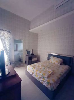 Rumah full furnished, siap huni.