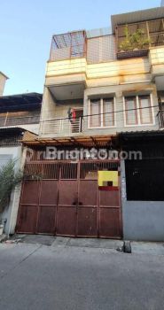 RUKO JELAMBAR JAKARTA BARAT 2,5 LT SIAP HUNI