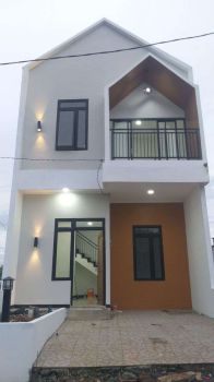 Rumah Harga 500 jutaan Di Kota Depok Persis di depan jalan utama.