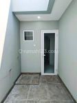 thumbnail-rumah-best-seller-model-eropa-di-bambu-apus-9