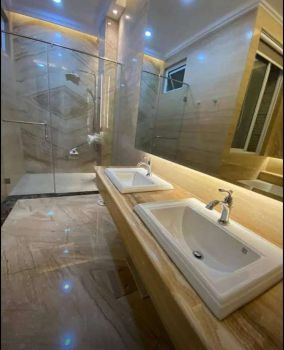 Dijual Rumah di Pondok Indah 2 Lantai