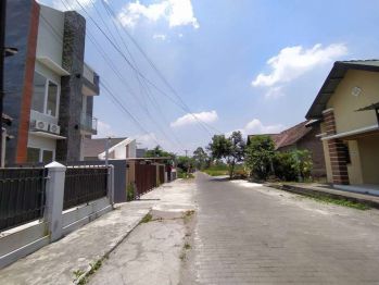 Pas Bangun Homestay: Dekat UPN Seturan Jogja