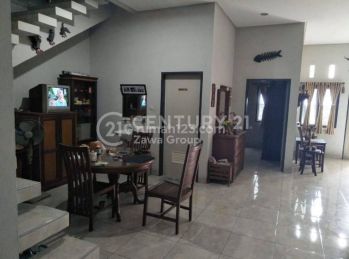 Dijual Rumah 2 Lt Bagus Dan Rapi Siap Huni di Taman Semanan Indah