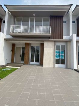 Dijual Nara Village Paramount Serpong Luas 144m2 Hadap Timur Laut
