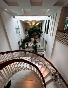 DIJUAL Hot Item‼️ Lokasi Pinggir Jalan Rumah Mewah Luxurious Senayan