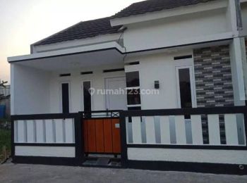 Rumah 2 Kamar Sampng Jalan Utama Dekat Stasiun Krl di Citayam