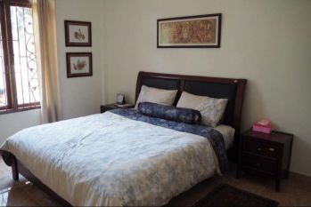 Rumah di jual lokasi strategis