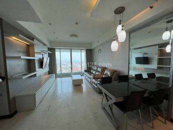 Kemang Village Residence 2 BR Balcony 1 Maid Room Cosmo Tower