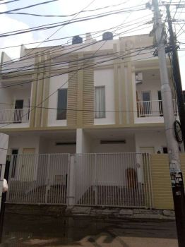 Dijual cepat Rumah di Tanjung Duren Jakarta Barat