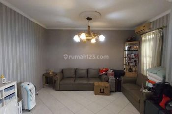 ** Rumah di Citra 2 ext 2 Lantai Sudah Renovasi**