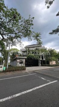 Rumah Furnished di Citraland Bukit Golf International Golf View