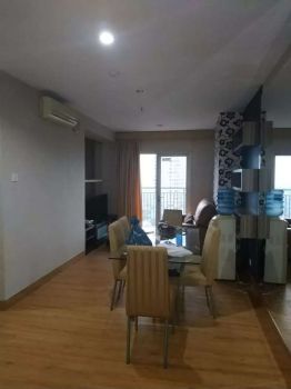 Disewakan apartemen cosmo mansion 3 br +1, harga 10 jt/ bulan