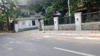 Tanah bonus bangunan lokasi bagus jalan lebar bangka kemang