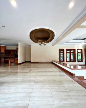 Rumah MEGAH Nuansa Villa Dijual Di Pondok Indah Jakarta Selatan