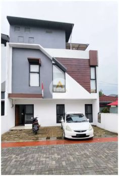 Dijual rumah di setiabudi regency bandung utara