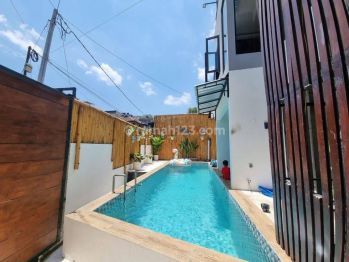 JUAL CEPAT VILLA 2Lt Furnished jl Kunti Seminyak area Pariwisata