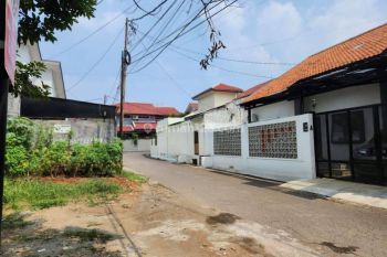 Tanah Depok Lokasi di Jalan Cinere Lokasi Dekat Mall Cinere