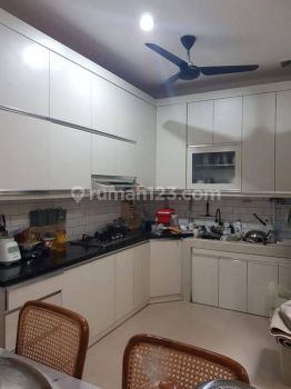 Rumah 2 Lantai Grand Duta City Sudah Renovasi, Ac, Kitchen Set