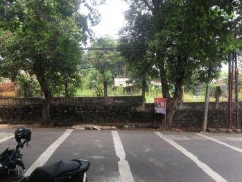 DISEWAKAN TANAH LOKASI STRATEGIS SIAP BANGUN COCOK UNTUK USAHA