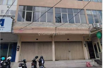 Disewakan Ruko 3 lt Raya Mayjend Sungkono Surabaya Barat