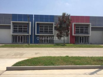 Lelang Gudang Gandeng 3 di Pergudangan Bizpoint Cikupa Tangerang