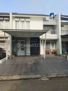 di Virginia, Tangerang