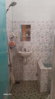 Rumah di kontrak kan.bersih