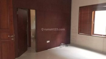 SEWA Rumah San Diego Pakuwon City, Minimalis SIAP HUNI