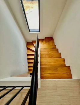 Dijual Rumah Baru Neo Catalonia BSD Modern Minimalis