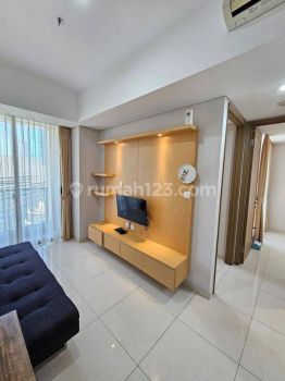Apartemen Taman Anggrek Residences 2 Kamar Tidur Bagus Furnished