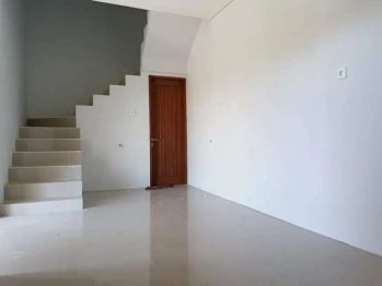 Rumah baru lantai 2 di pesanggaran sesetan denpasar selatan
