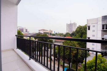 Kos Grogol Cozia House Jendela Koridor Dekat RSUD Tarakan Jakarta