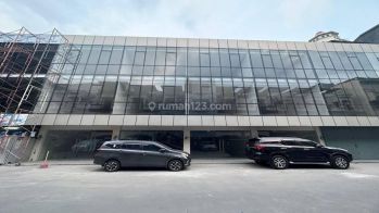 Sewa/Jual Ruko Baru Tanjung Duren Modern 3 Lantai Plus Basement