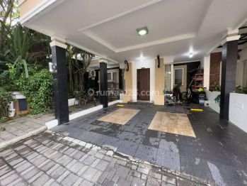 Di jual secepat nya rumah 2 lt di Kota Wisata Cibubur
